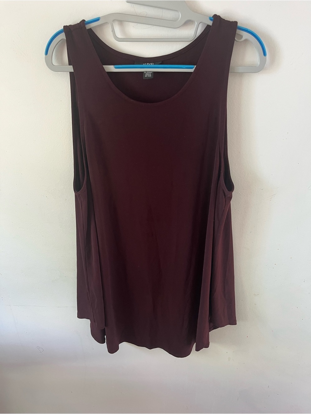 Alfani Women's Burgundy Sleeveless Long Tunic Tank Top